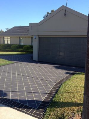 Garage and driveway - House Painters Mid North Coast, NSW